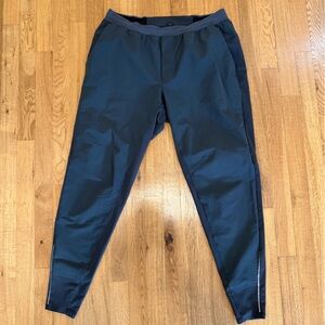 lululemon athletica Men’s Grey Joggers